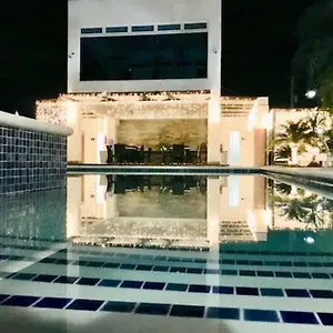 Marbel Elegante Apartamento En Playa Juan Dolio